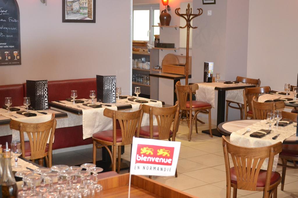 Logis-Hotel & Restaurant Le Carnot Bolbec Zewnętrze zdjęcie