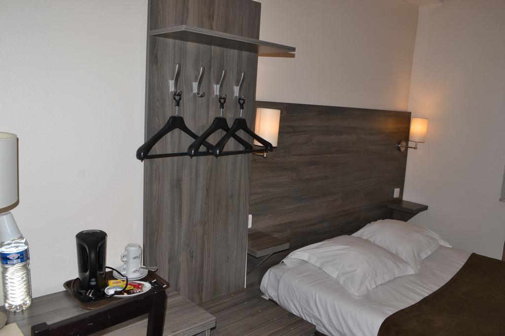 Logis-Hotel & Restaurant Le Carnot Bolbec Zewnętrze zdjęcie
