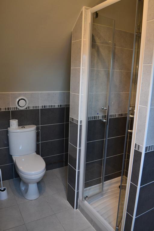 Logis-Hotel & Restaurant Le Carnot Bolbec Zewnętrze zdjęcie