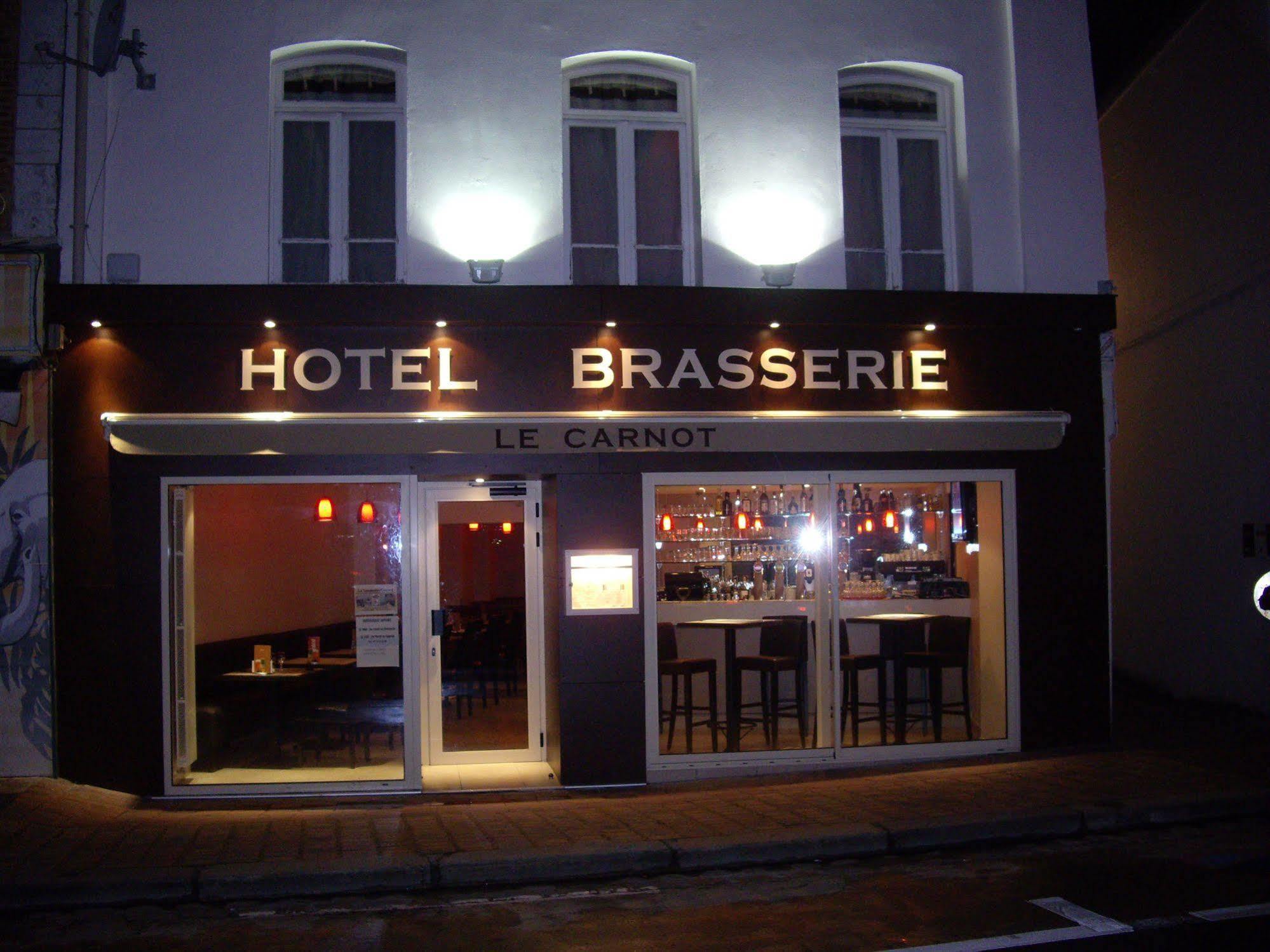 Logis-Hotel & Restaurant Le Carnot Bolbec Zewnętrze zdjęcie